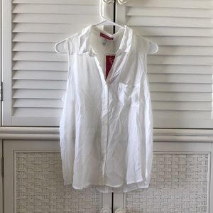 Six Degrees Sleeveless Button Down White Medium